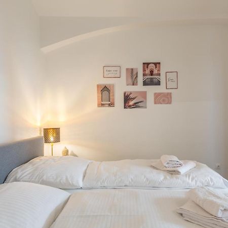 Xxxl Bed/ Free Parking/ Central Vienna Exterior photo